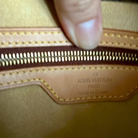 Louis Vuitton Luco Monogram Shoulder Bag - Picture 9 of 10